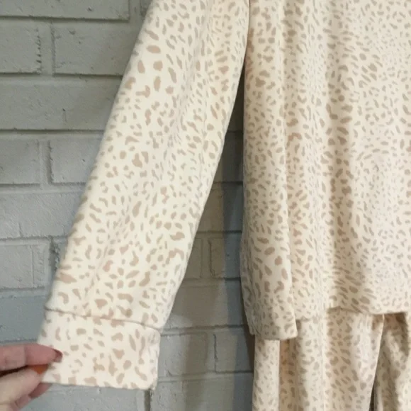 Bearpaw Ladies Sleepwear Size XL - Picture 3 of 9